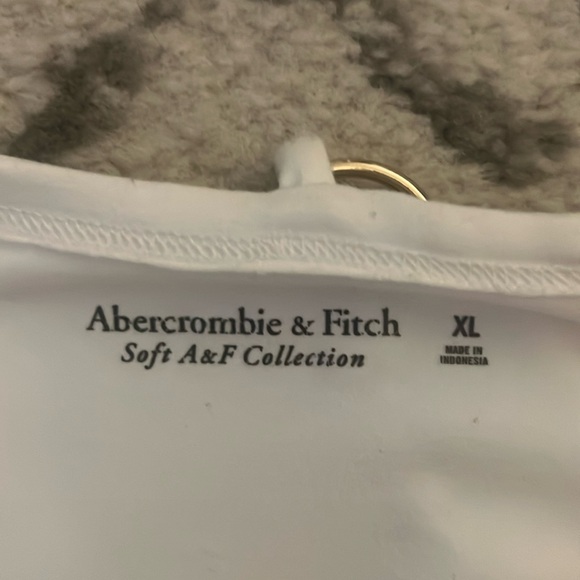 A&F Gold Detailed White High Neck Bodysuit - XL - Never worn - Picture 4 of 4